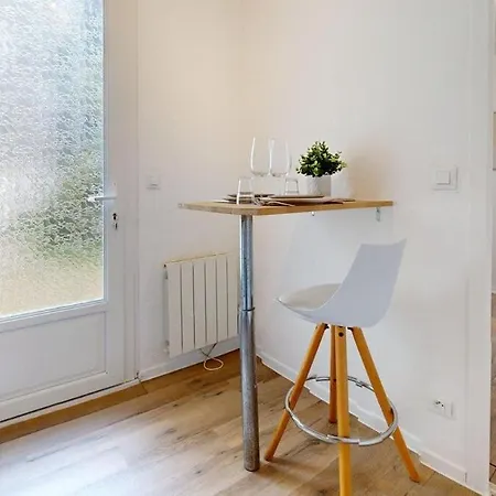Διαμέρισμα Appartement Chaleureux Avec Terrasse Lesueur *